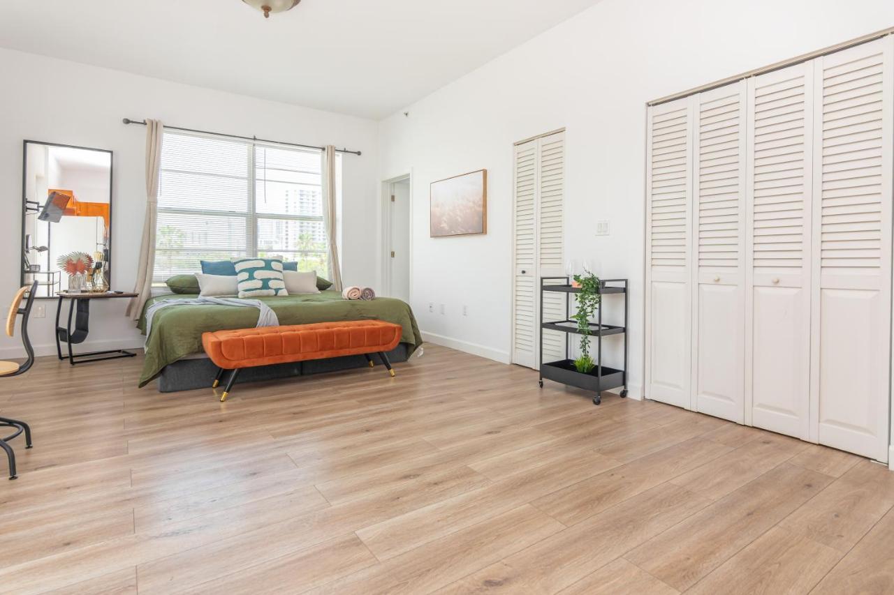 Home Miami Downtown With Balcony - 5 Minutes From Wynwood & Port - Art District Near Beach المظهر الخارجي الصورة